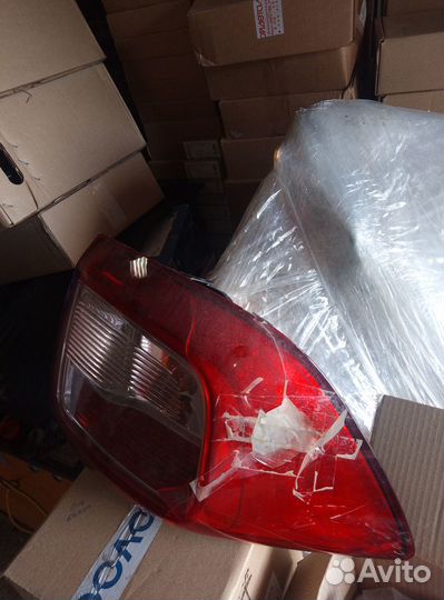 Задний фонарь renault logan левый
