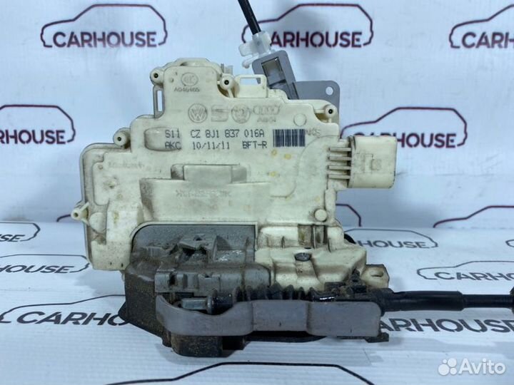 Замок двери передний правый Volkswagen Touareg NF