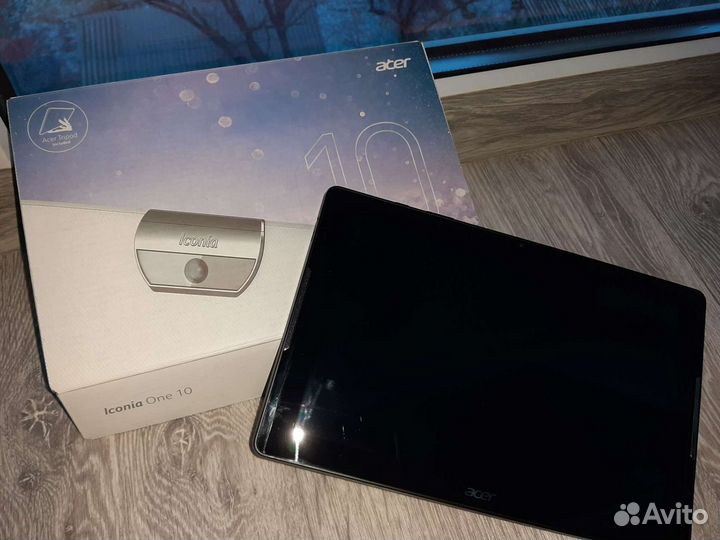 Планшет acer Iconia One 10