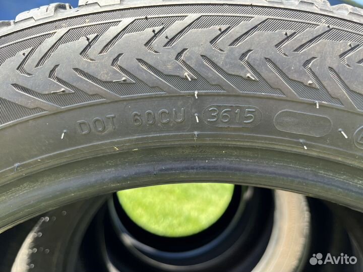 Nokian Tyres Hakkapeliitta 8 215/50 R17