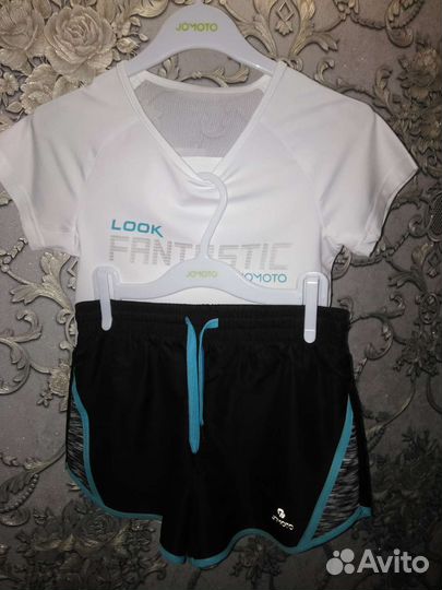 Спортивный костюм