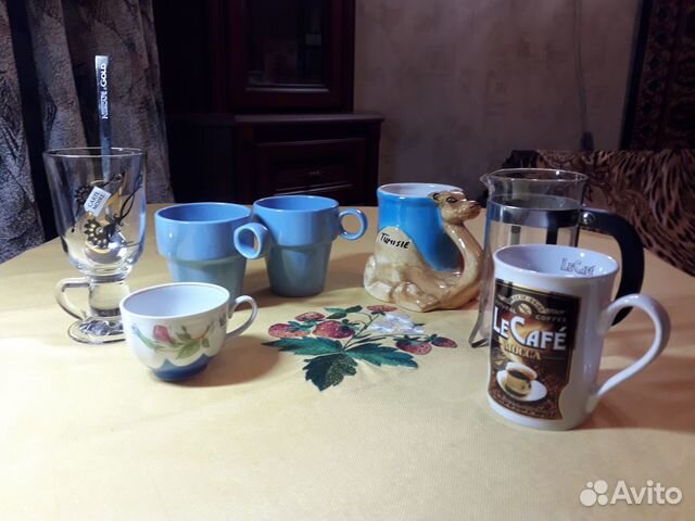 Кружки и чашки