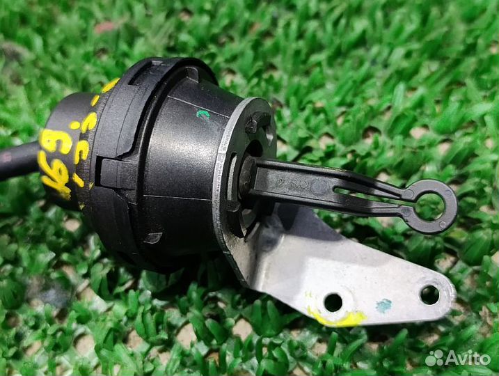 Клапан вакуумный системы EGR Nissan Pathfinder