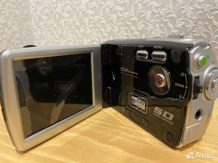 Продам камеру soni