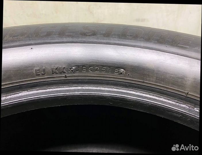 Bridgestone Blizzak Spike-02 275/55 R20