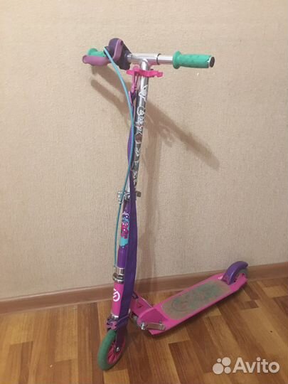 Самокат дктский