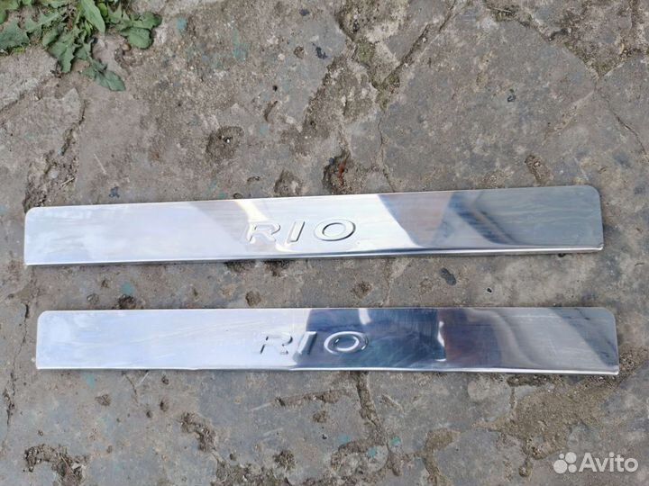 Накладки на пороги KIA RIO 3