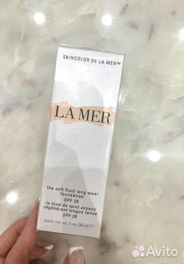 LA MER soft fluid foundation