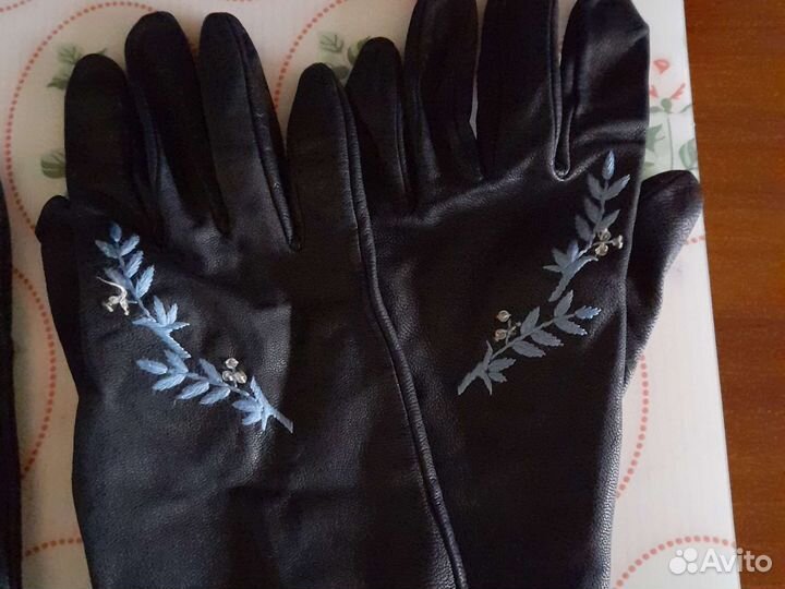 Перчатки женские кожаные