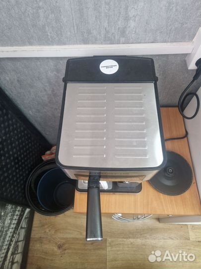 Кофеварка рожковая Polaris