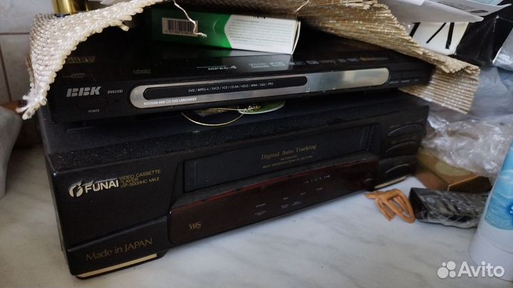 Видеомагнитофон + DVD