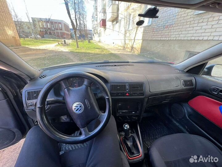 Volkswagen Golf 1.4 МТ, 2000, 300 000 км