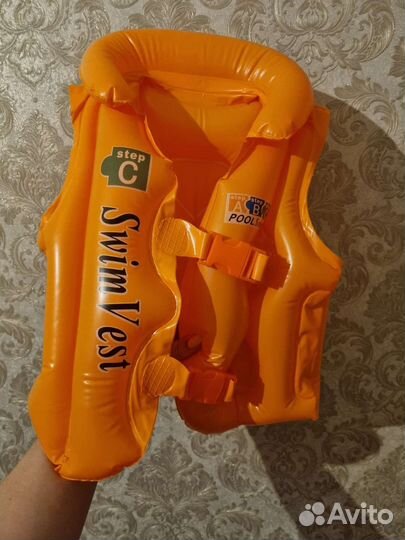 Жилет надувной