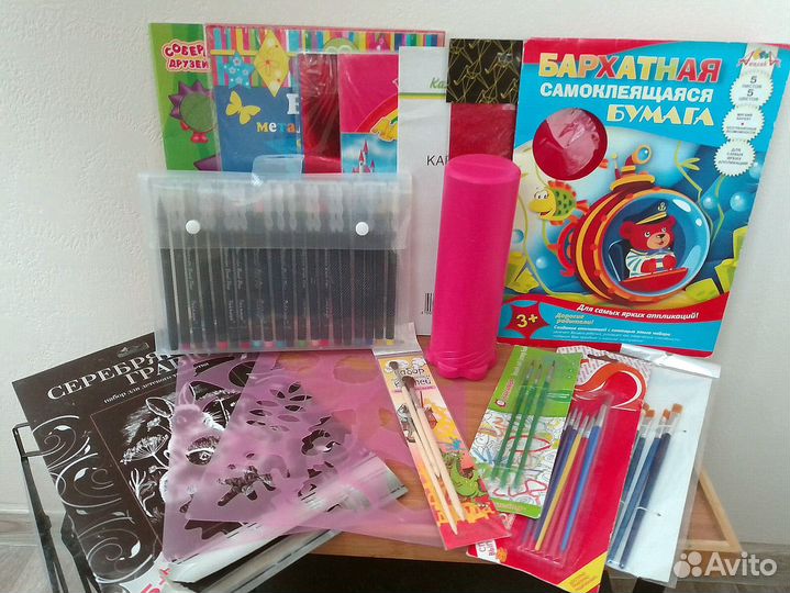 Лот принадлежностей для творчества