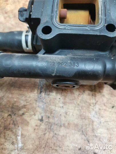 Корпус термостата Opel Astra H хетчбек 1.8 Z18XER