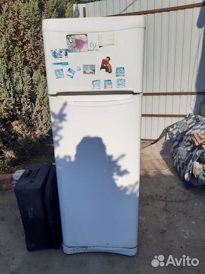 Холодильник индезит
