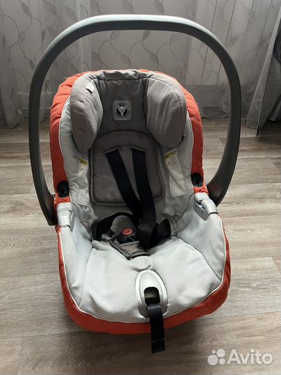 Детское автокресло peg perego с базой