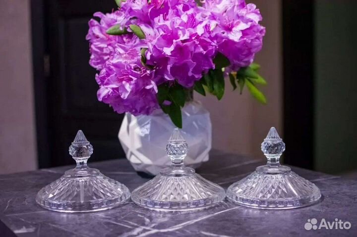 Хрустальные крышки для вазы