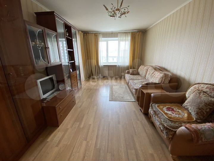 2-к. квартира, 61 м², 6/10 эт.