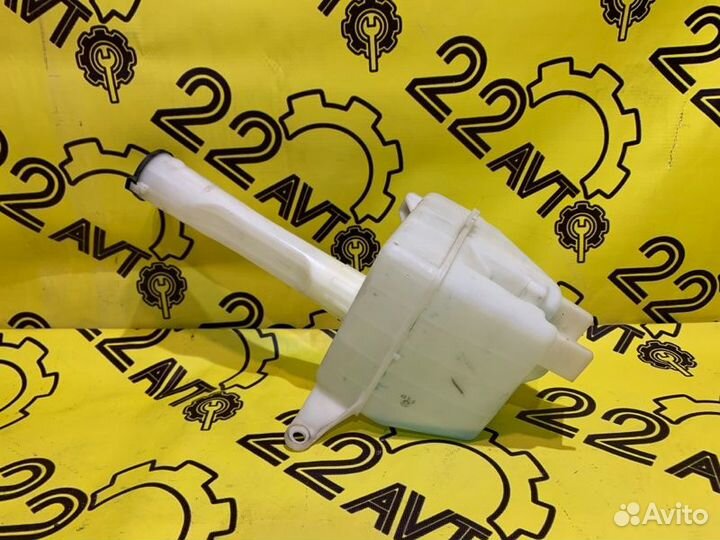 Бачок стеклоомывателя Toyota Vista ZZV50 1ZZ-FE