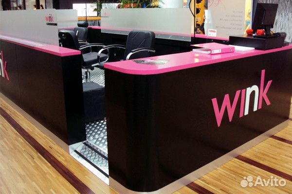 Нейл бар, островки для маникюра