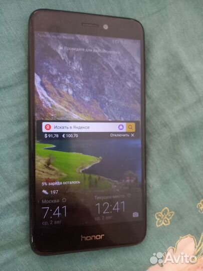 Телефон Huawei
