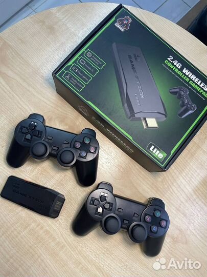 Игровая приставка game stick 64gb