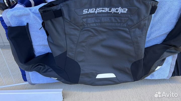 Мотокуртка