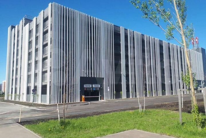 Машиноместо, 14 м²