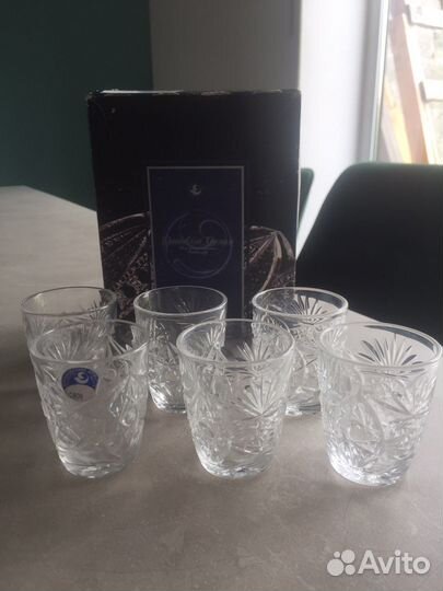 Хрустальные рюмки