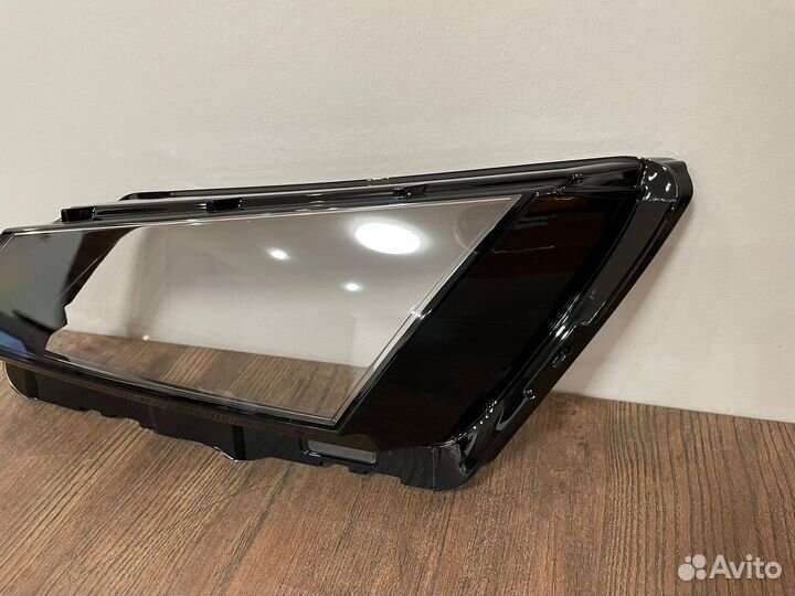 Стекла фар Skoda Kodiaq 2016+ До Рестайлинга низ