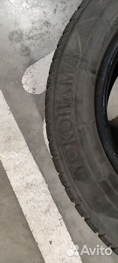 Yokohama Ice Guard IG55 215/60 R16 99T