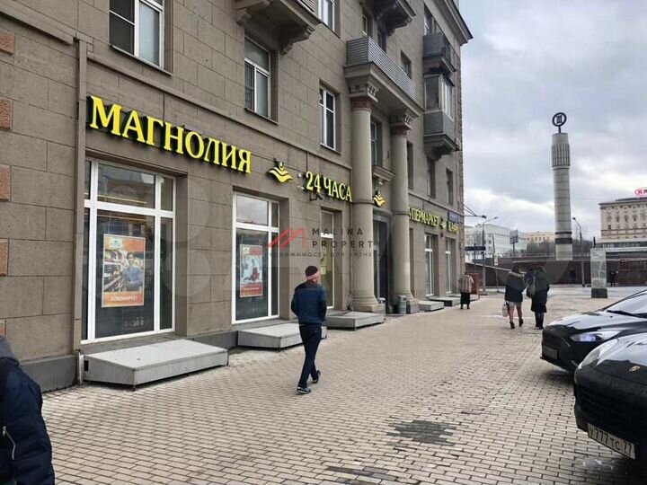 Продам торговое помещение, 518 м²