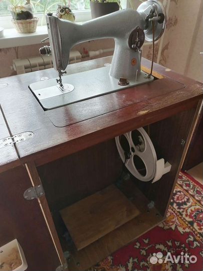 Швейная машина Подольск