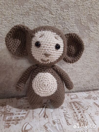 Вязанные игрушки ручной работы чебурашка