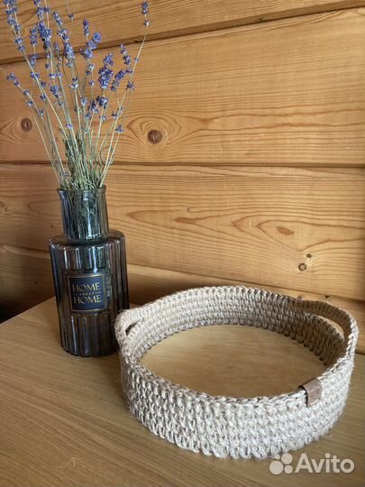 Корзинка вязаная из джута с ручками