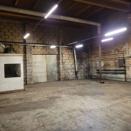 Производство, 215 м²