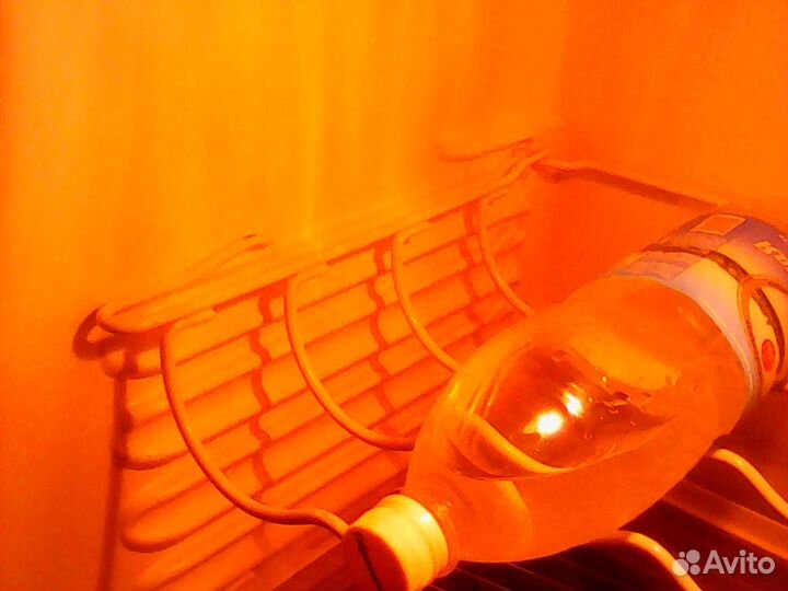 Полка для бутылок (в холодильник)