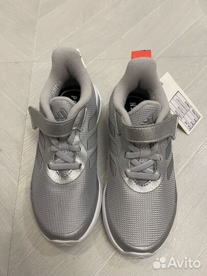 Кеды,кроссовки adidas