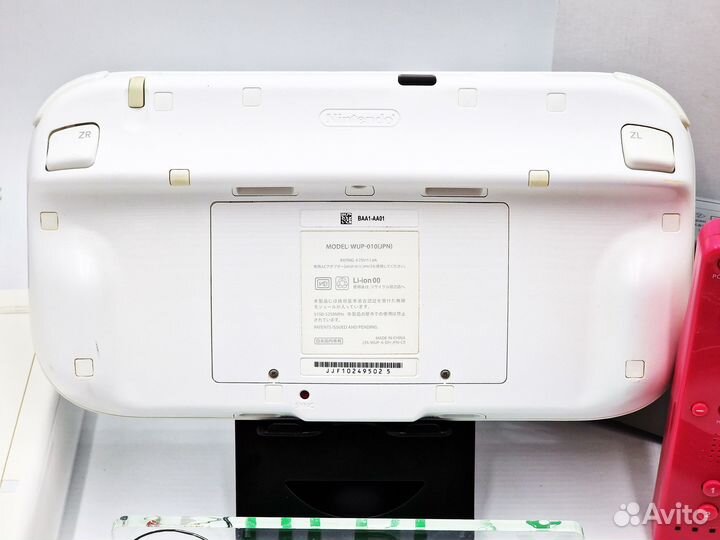 Nintendo Wii U (J) Basik&Premium Pack 8 + 512 Gb