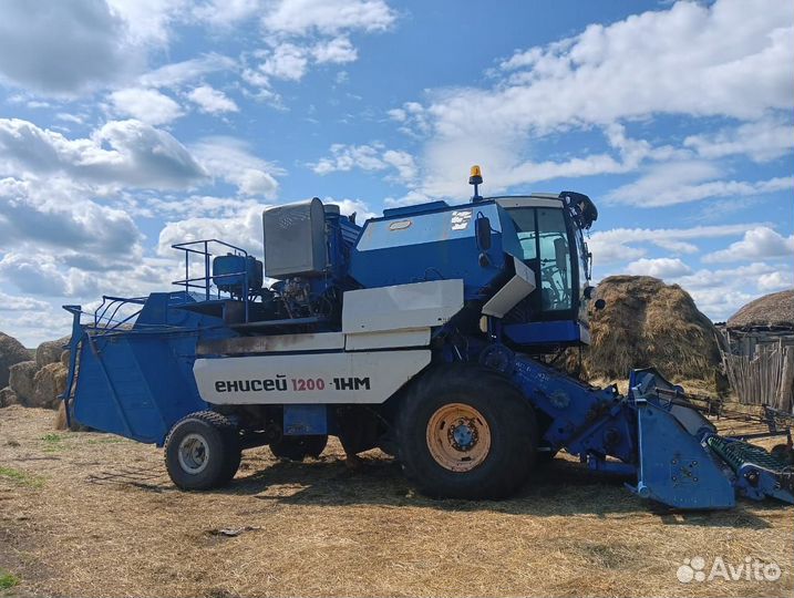 Комбайн Енисей 12001НМ, 2011