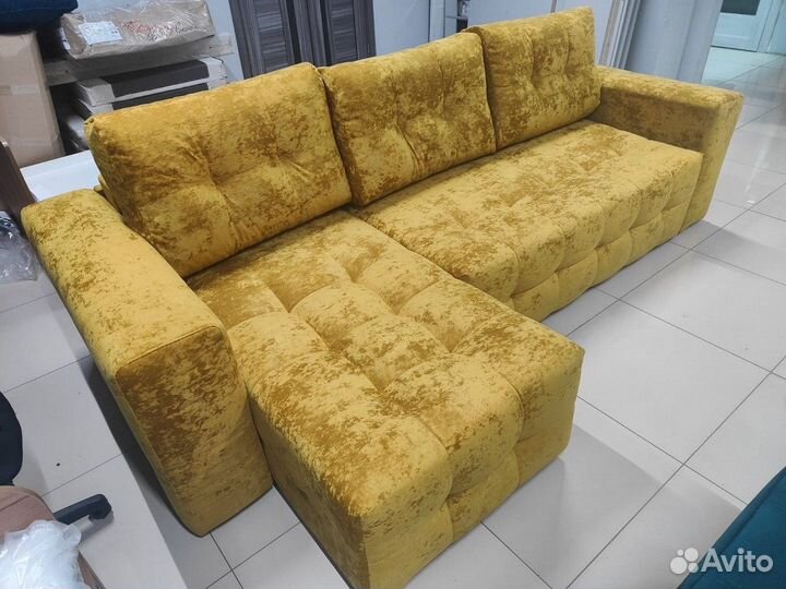Роскошный диван