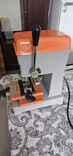 Станок,для нарезки ключей