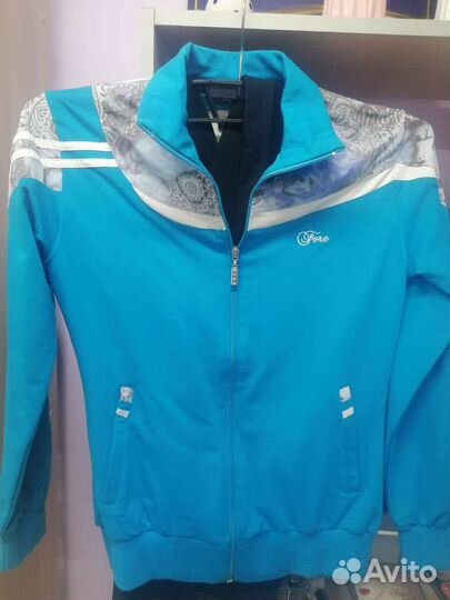 Женская одежда