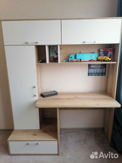 Компьютерный (ученический) стол