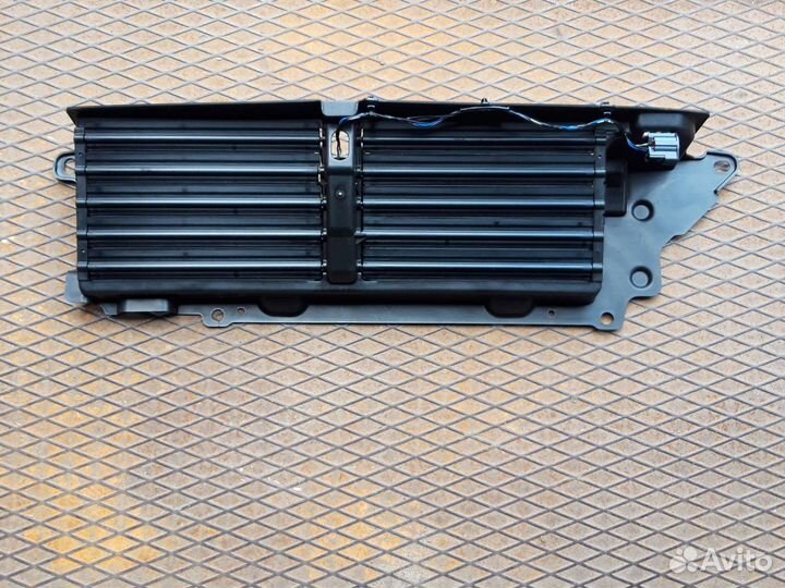 Заслонка управления радиатором Land Rover