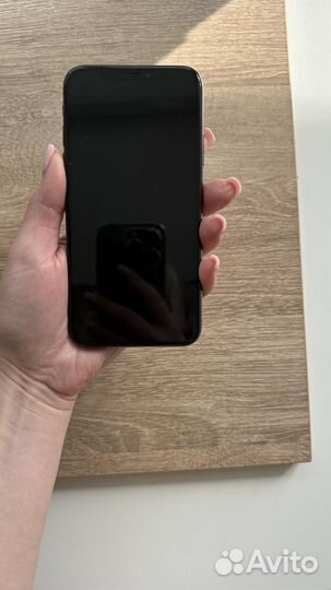 iPhone Xs, 256 ГБ