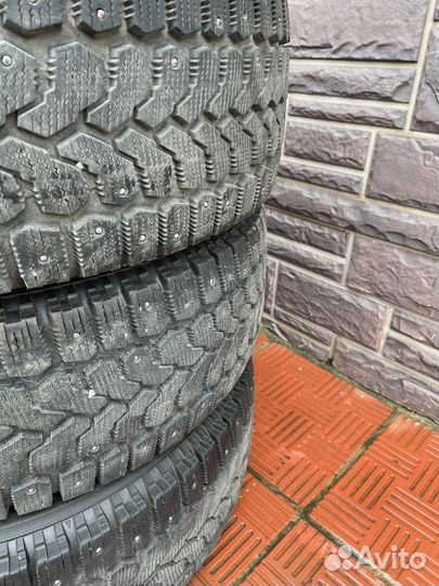 Yokohama Ice Guard F700Z 225/65 R17