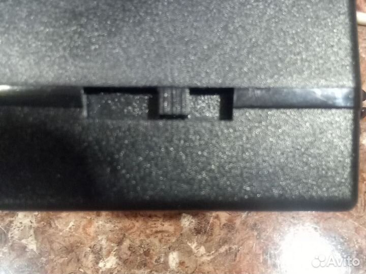 Универсальный блок питания для ноутбука