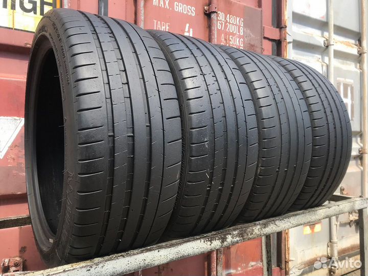 Michelin Pilot Super Sport 225/45 R18 95Y